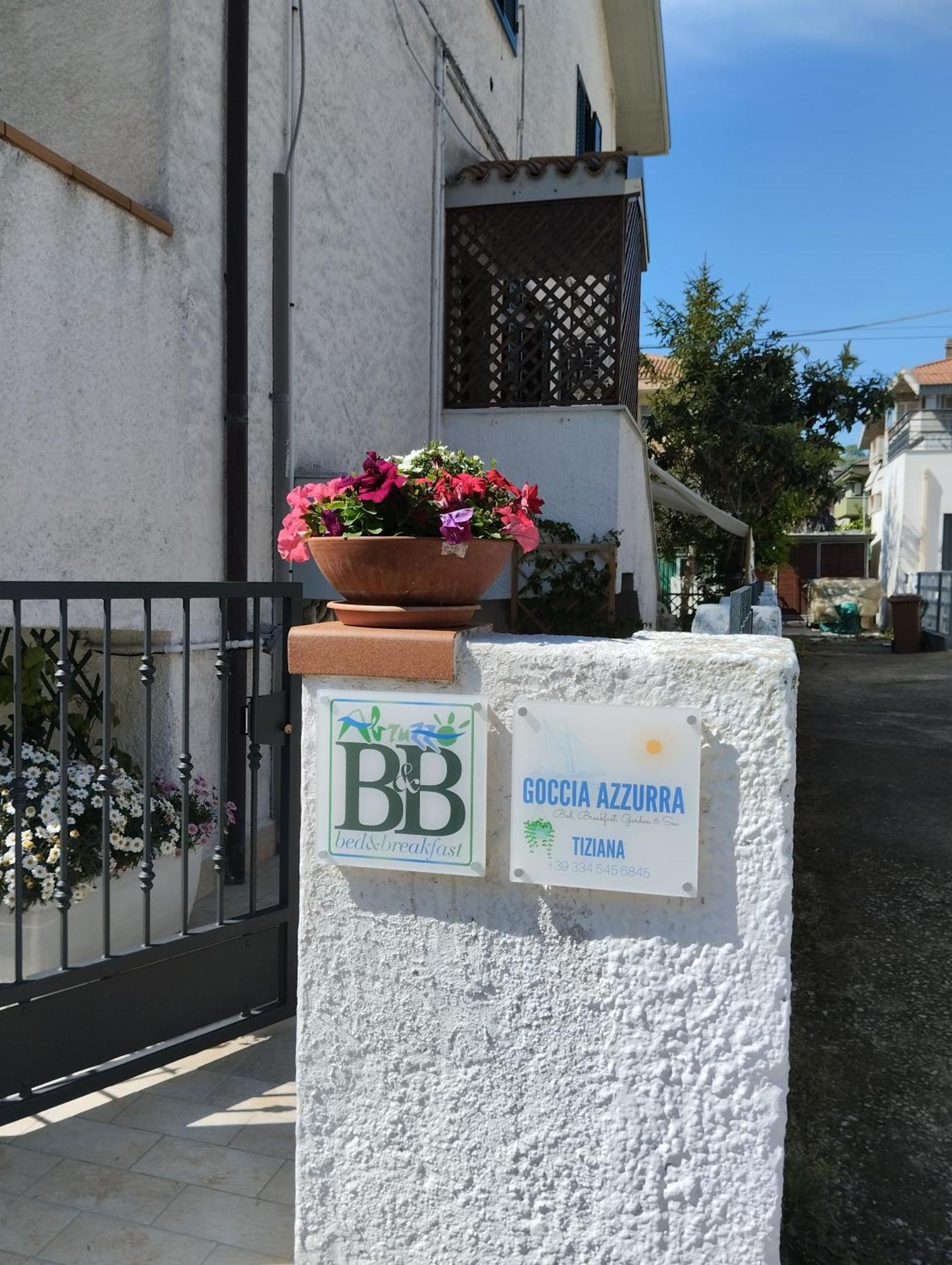 Goccia Azzurra Bed & Breakfast Silvi Marina